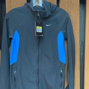 NIKE WOMENS DRY- FIT HOODIE